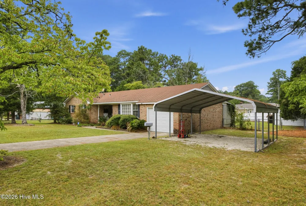 12621 Holly Lane Laurinburg, NC 28352
