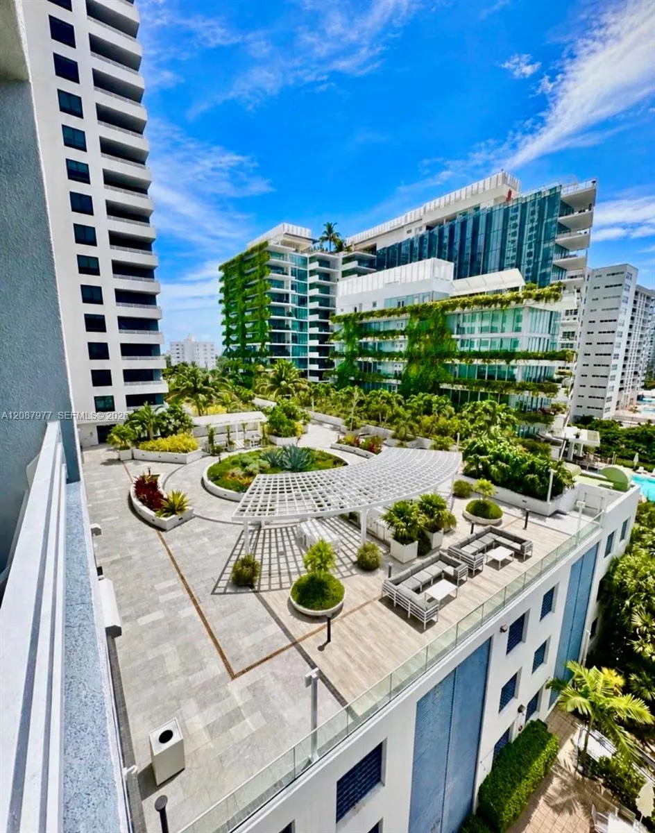 1330 West Ave #702 Miami Beach, FL 33139