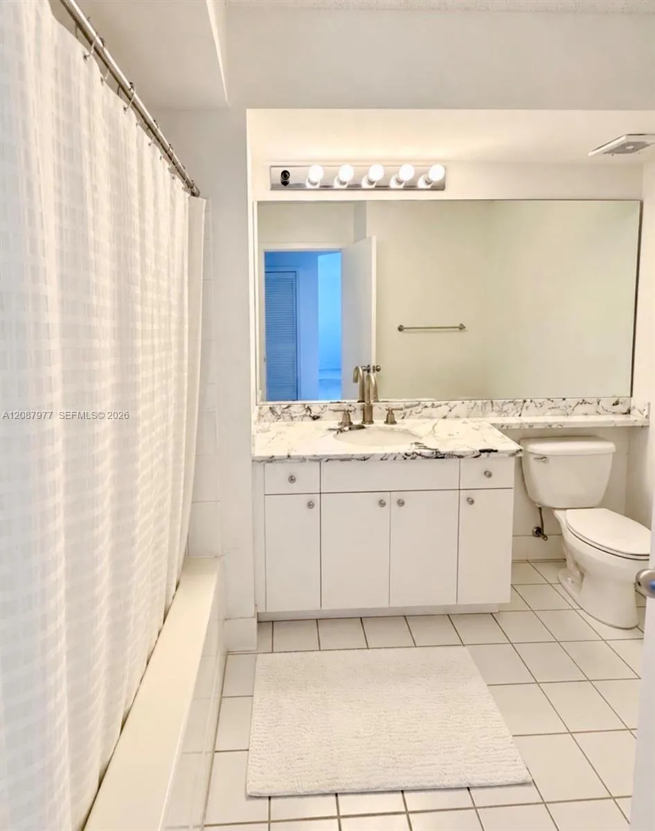 1330 West Ave #702 Miami Beach, FL 33139