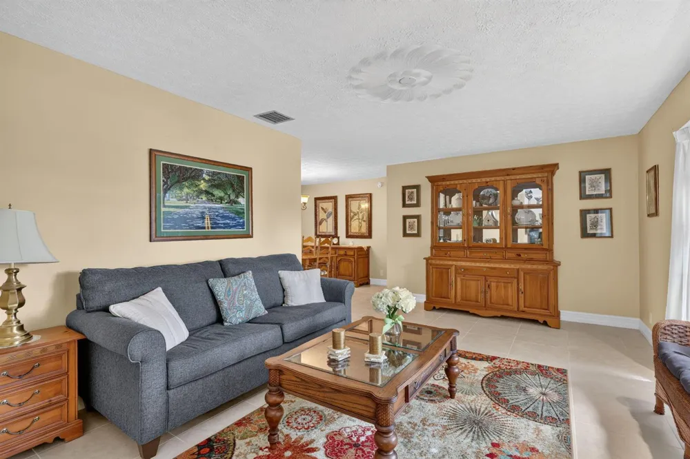 5673 SE Lamay Drive Stuart, FL 34997