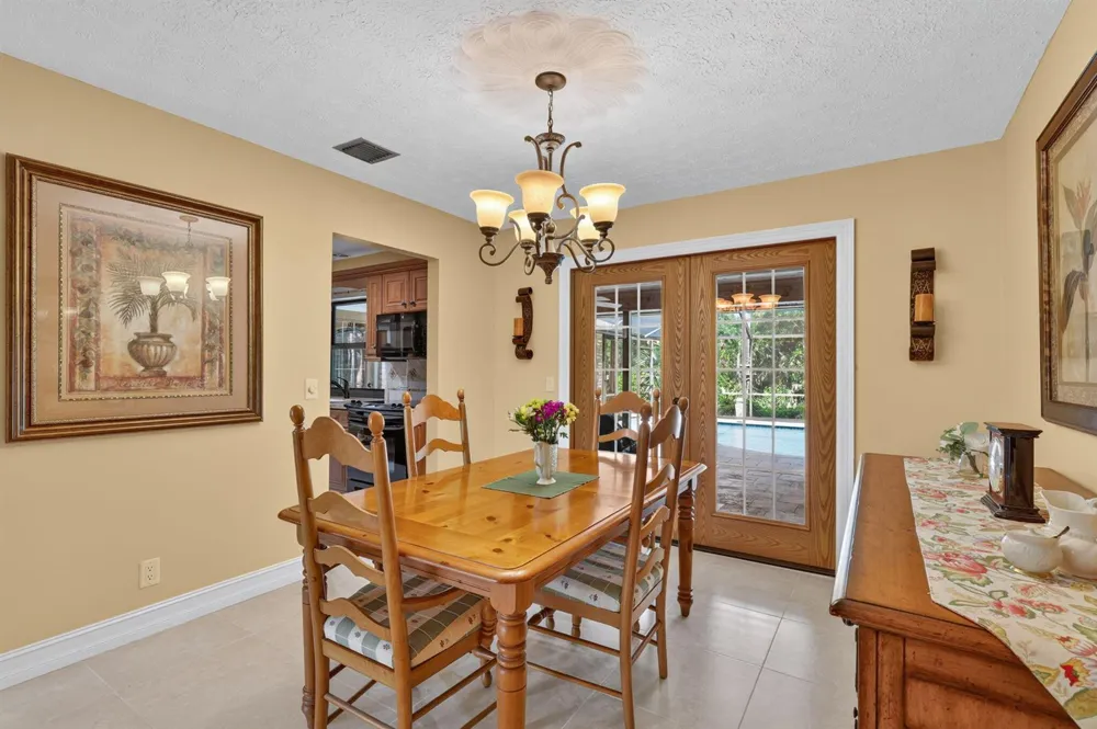 5673 SE Lamay Drive Stuart, FL 34997