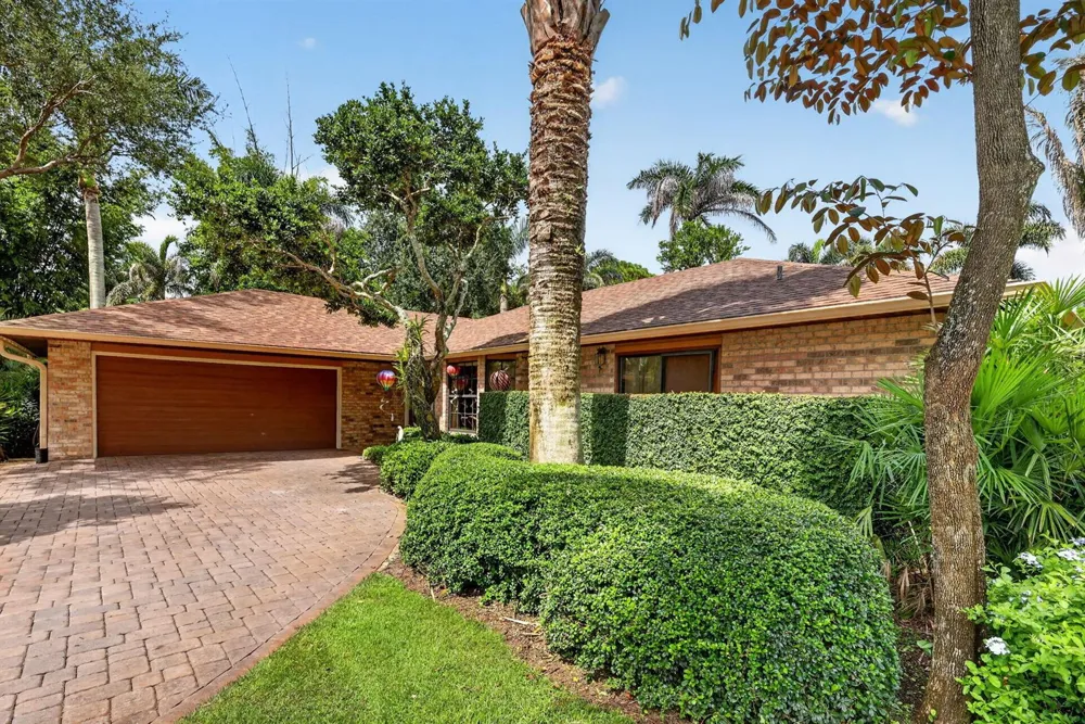 5673 SE Lamay Drive Stuart, FL 34997