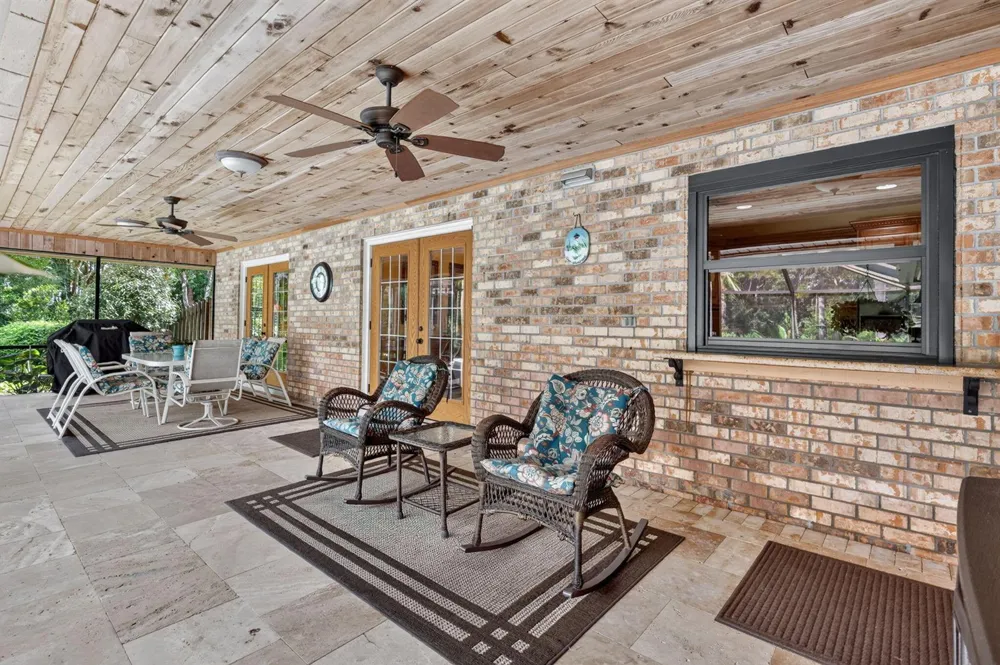 5673 SE Lamay Drive Stuart, FL 34997