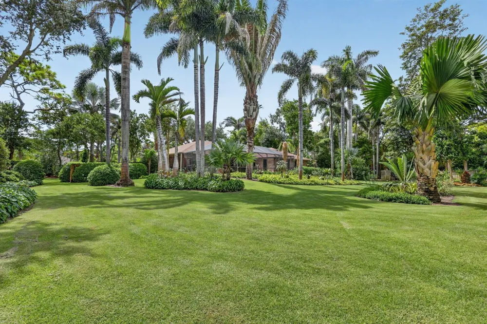 5673 SE Lamay Drive Stuart, FL 34997