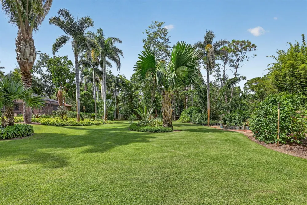 5673 SE Lamay Drive Stuart, FL 34997