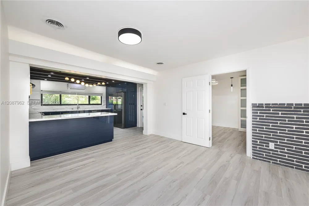 3904 Grant St #0 Hollywood, FL 33021