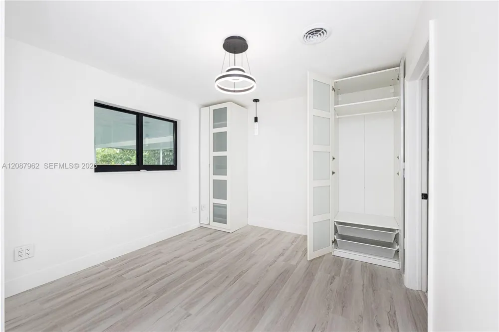 3904 Grant St #0 Hollywood, FL 33021