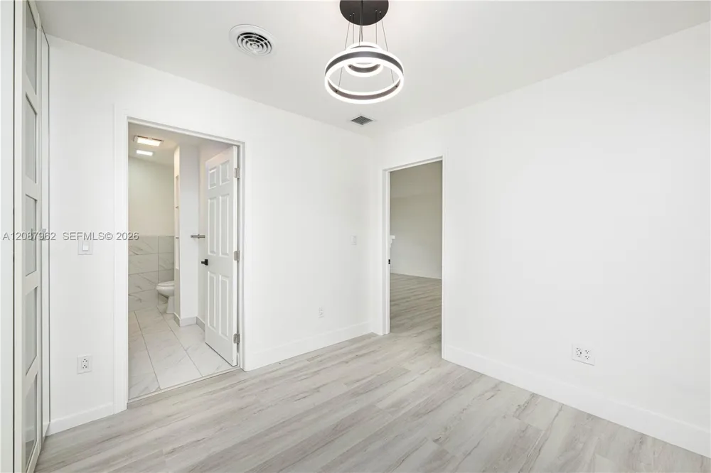 3904 Grant St #0 Hollywood, FL 33021