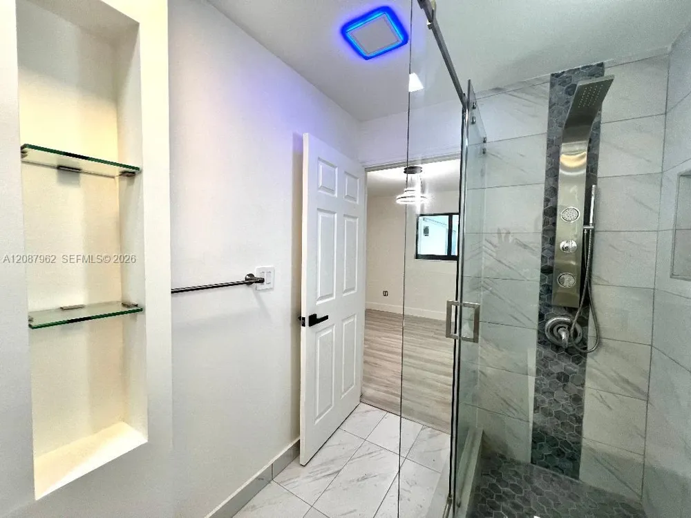 3904 Grant St #0 Hollywood, FL 33021