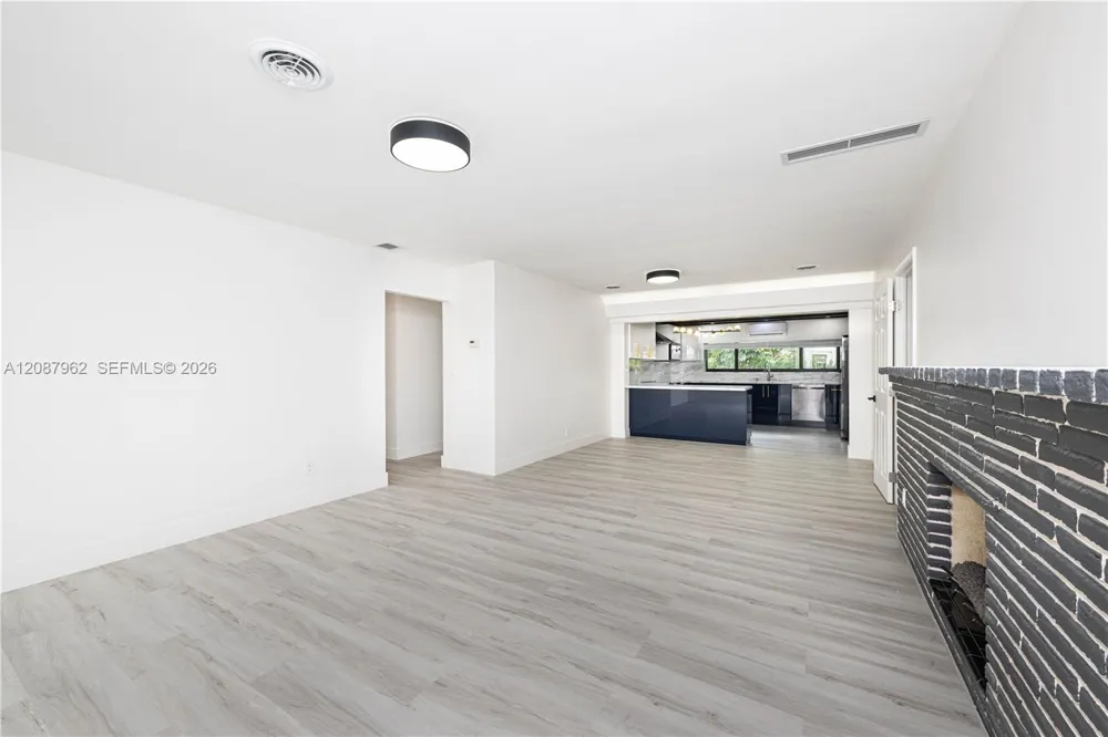 3904 Grant St #0 Hollywood, FL 33021