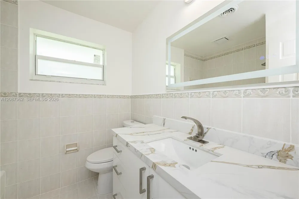3904 Grant St #0 Hollywood, FL 33021