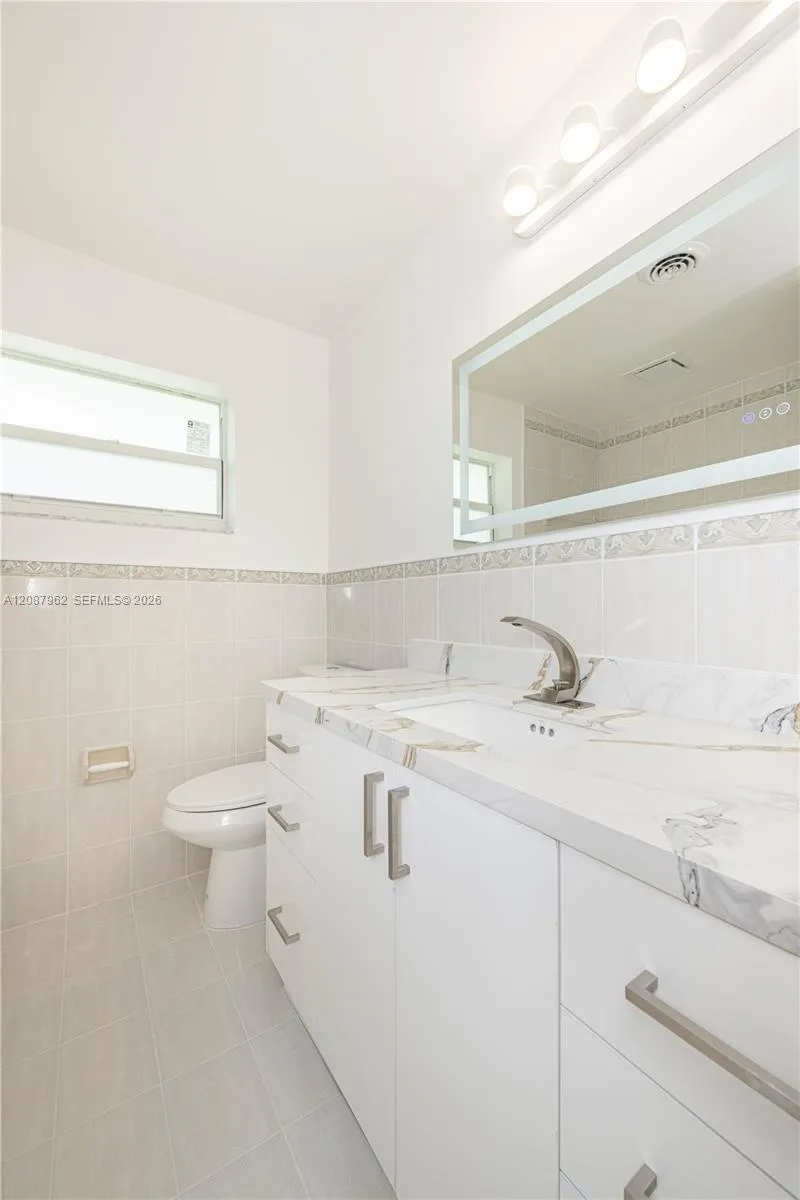 3904 Grant St #0 Hollywood, FL 33021