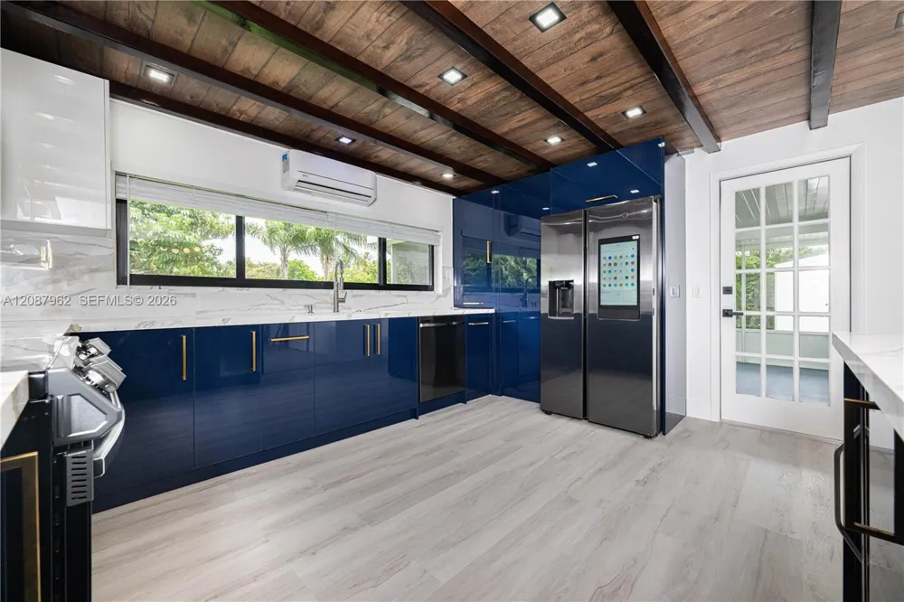 3904 Grant St #0 Hollywood, FL 33021