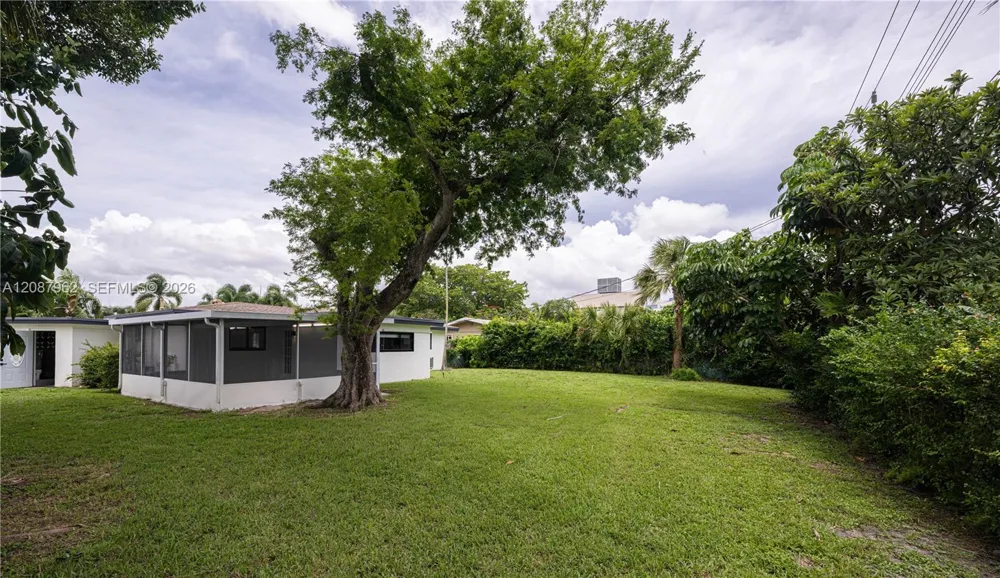 3904 Grant St #0 Hollywood, FL 33021