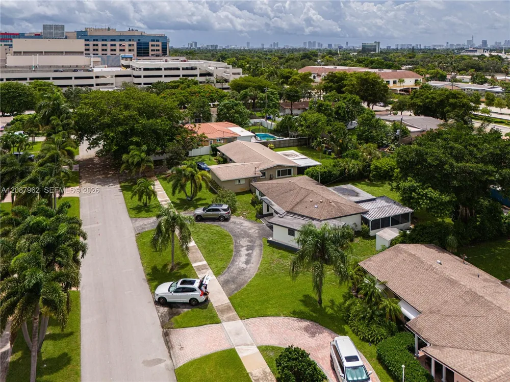 3904 Grant St #0 Hollywood, FL 33021
