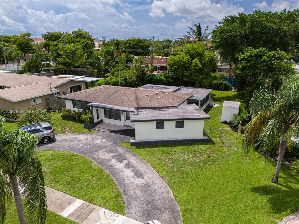 3904 Grant St #0 Hollywood, FL 33021
