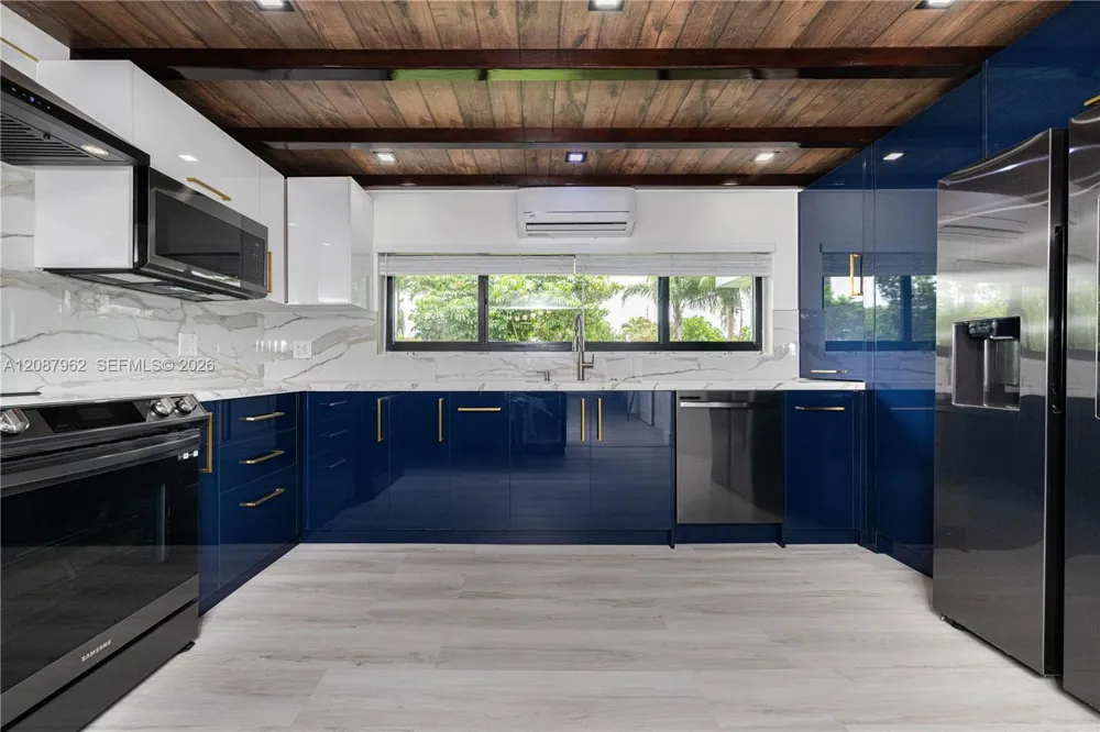 3904 Grant St #0 Hollywood, FL 33021