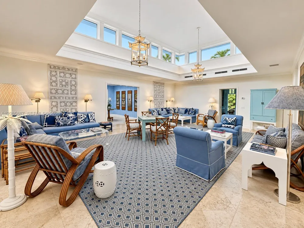 86 Gomez Rd Jupiter Island, FL 33455