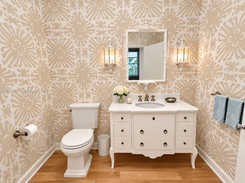 86 Gomez Rd Jupiter Island, FL 33455