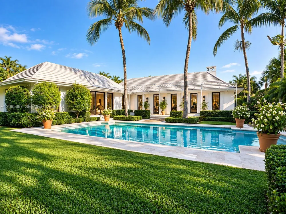 86 Gomez Rd Jupiter Island, FL 33455
