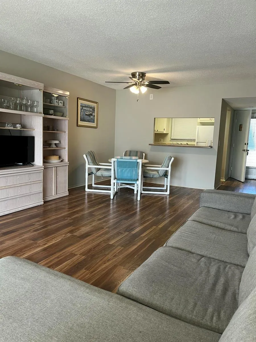 12002 Poinciana Boulevard #204 Royal Palm Beach, FL 33411