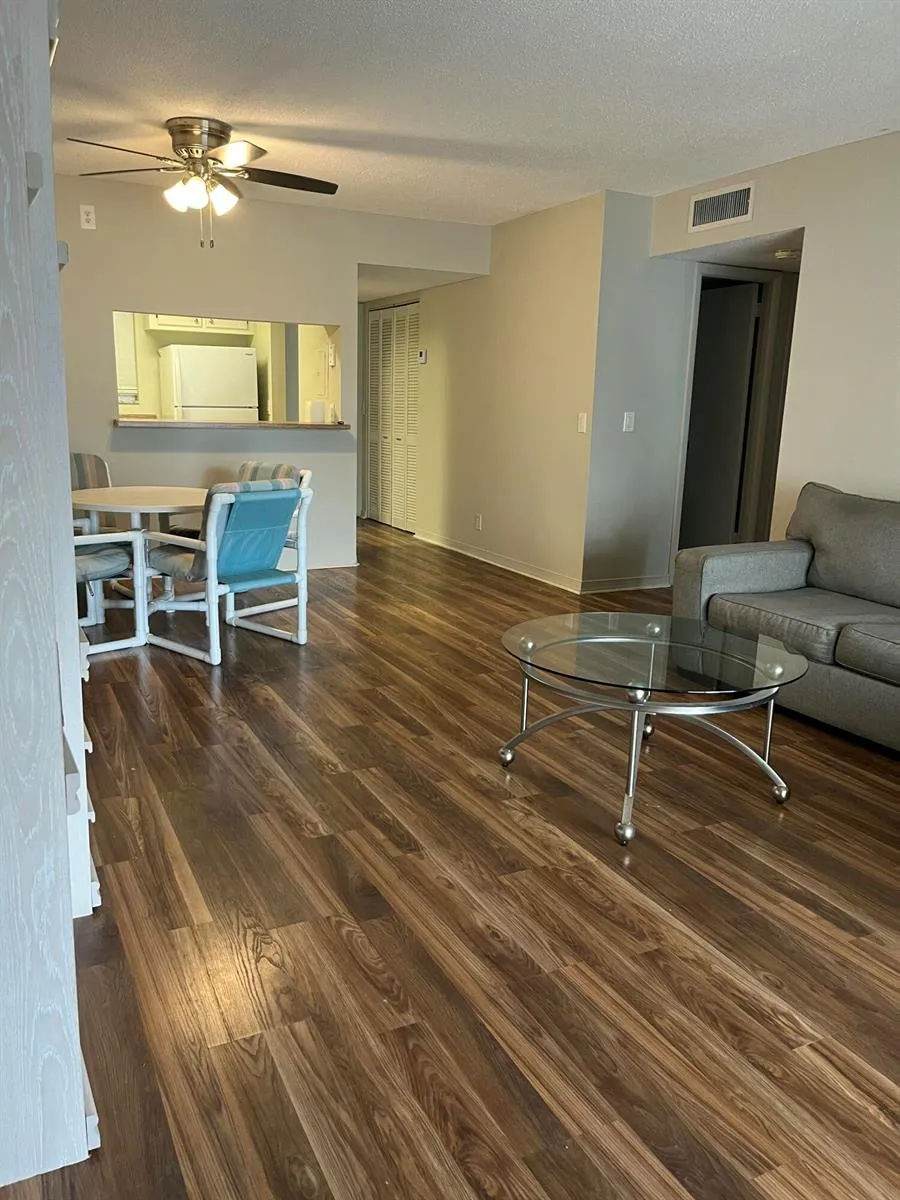 12002 Poinciana Boulevard #204 Royal Palm Beach, FL 33411