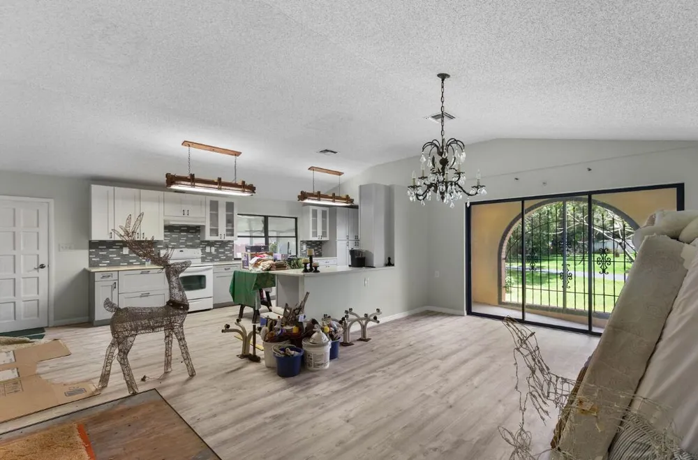 3150 DAME ROAD Fort Pierce, FL 34981