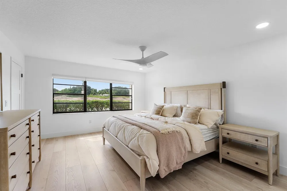 11 SOUTHPORT LANE #E Boynton Beach, FL 33436