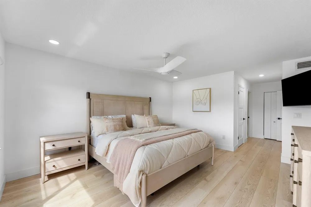 11 SOUTHPORT LANE #E Boynton Beach, FL 33436