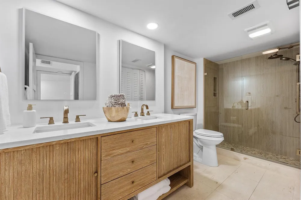 11 SOUTHPORT LANE #E Boynton Beach, FL 33436