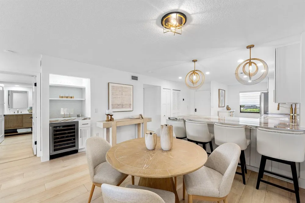 11 SOUTHPORT LANE #E Boynton Beach, FL 33436