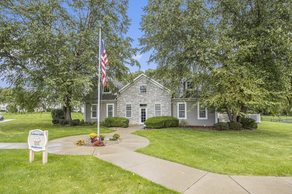 198 Ashton Lake Drive Battle Creek, MI 49015