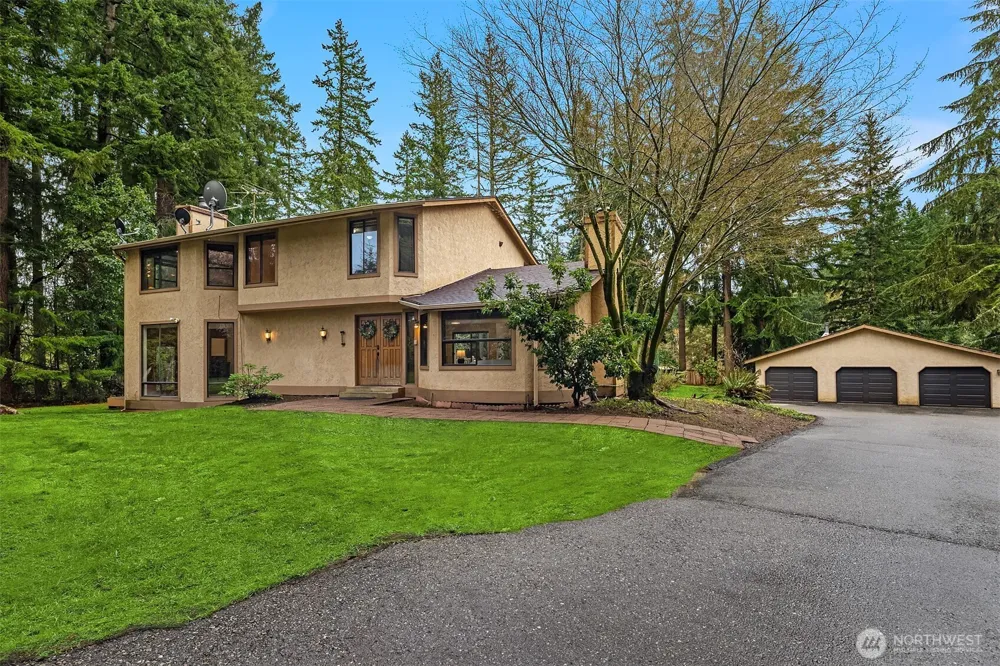 22223 NE 82nd Place Redmond, WA 98053
