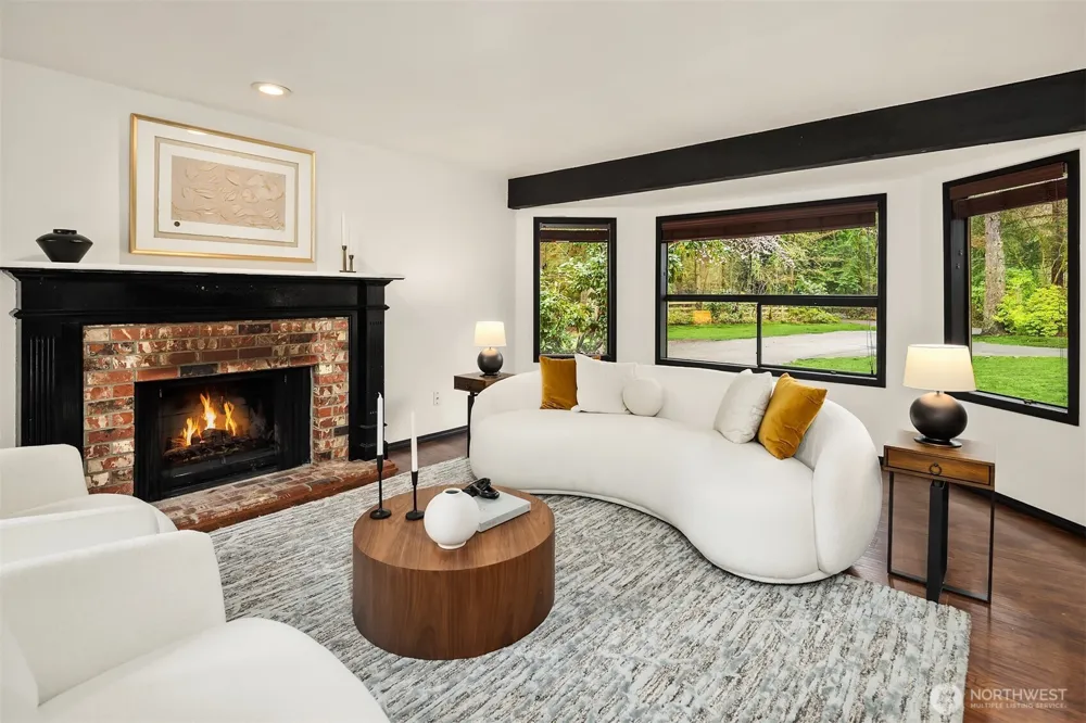 22223 NE 82nd Place Redmond, WA 98053