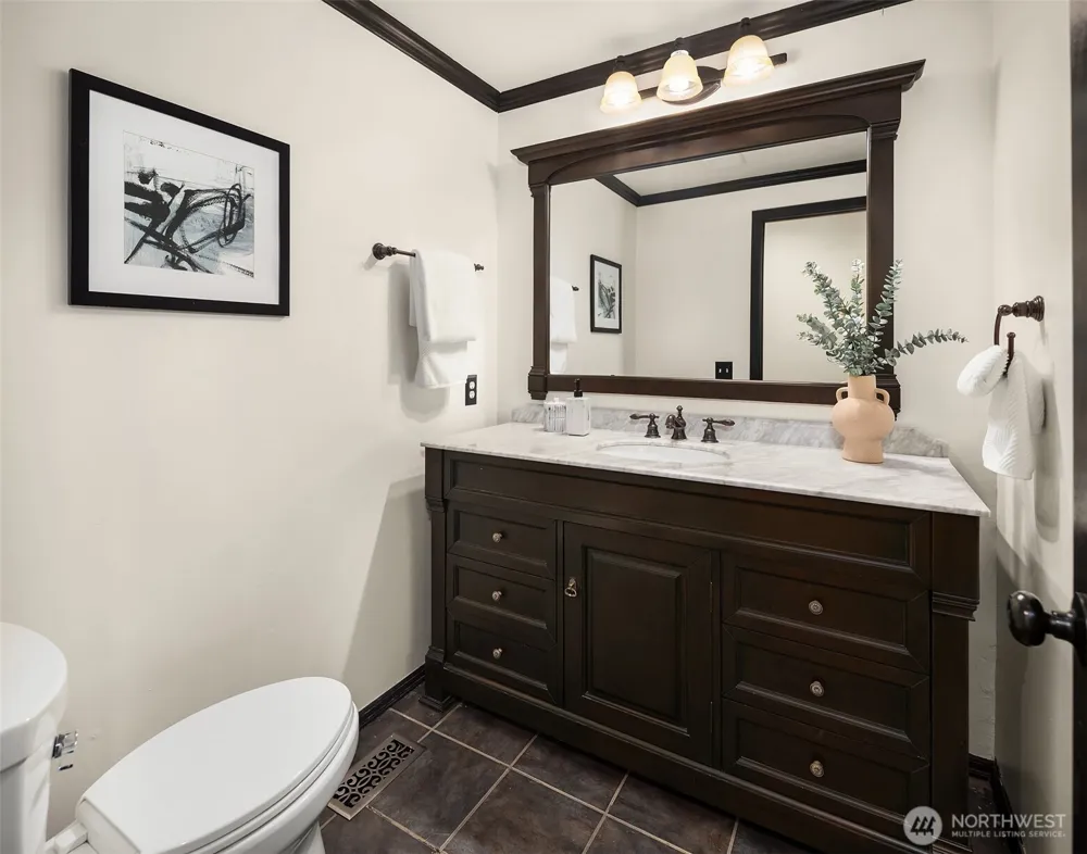 22223 NE 82nd Place Redmond, WA 98053