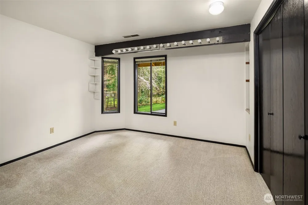 22223 NE 82nd Place Redmond, WA 98053