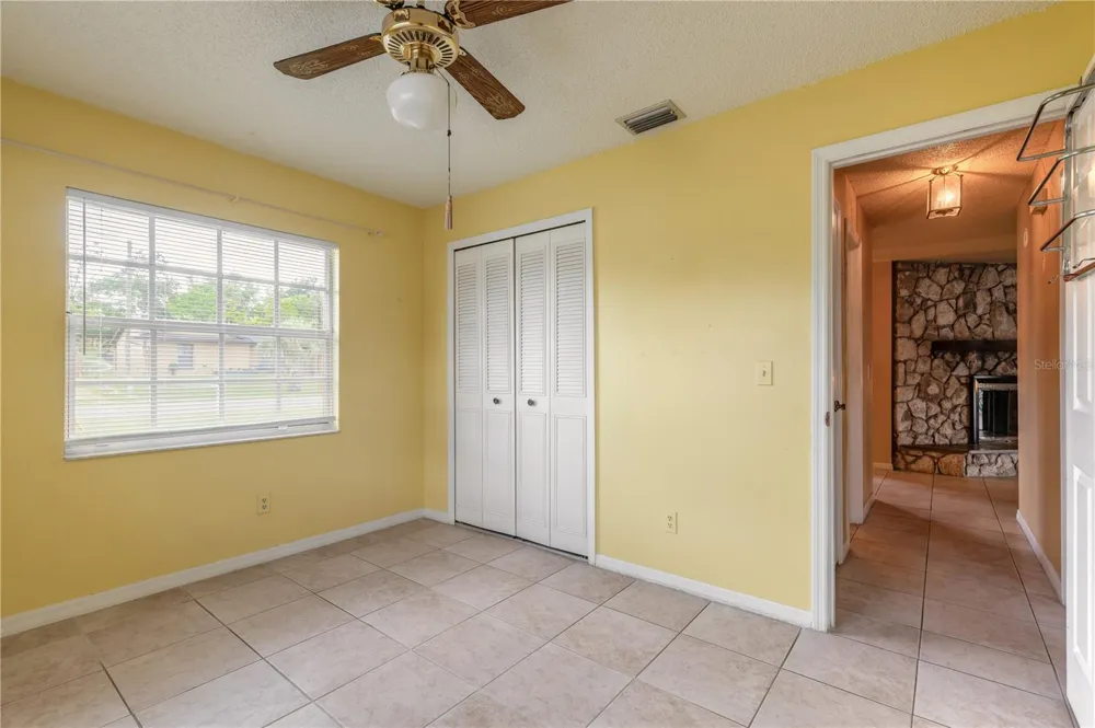 834 SWEETBRIER DRIVE Deltona, FL 32725