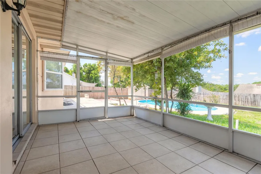 834 SWEETBRIER DRIVE Deltona, FL 32725