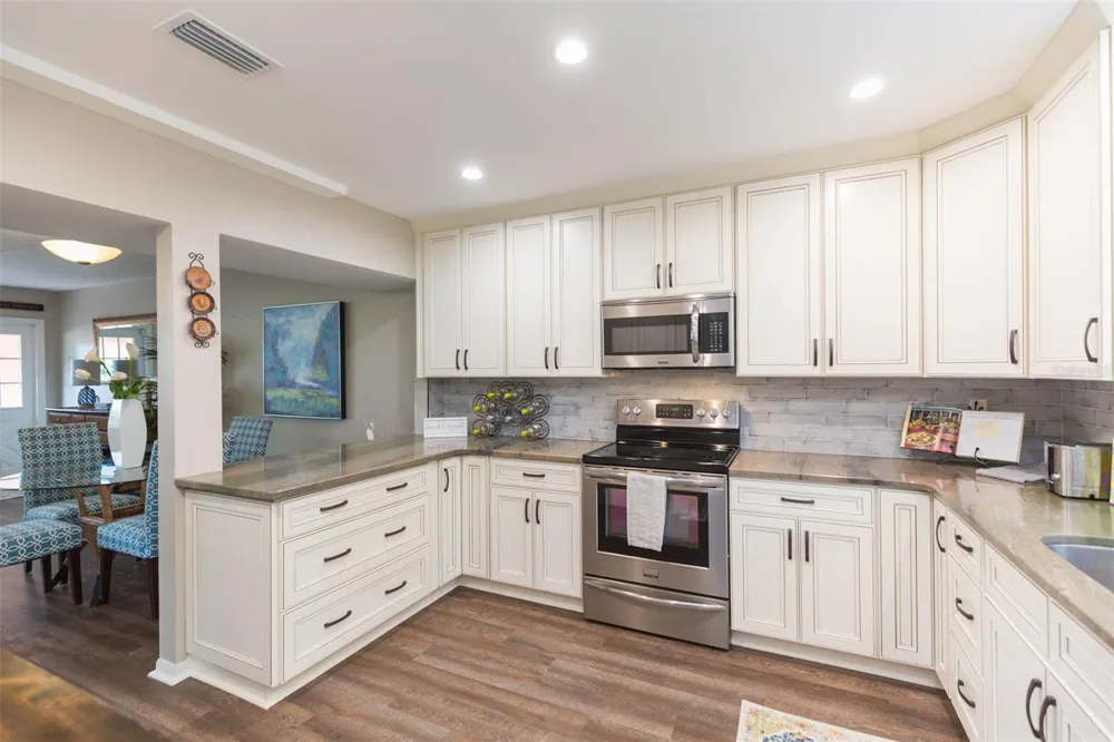 702 W BAY STREET #A Tampa, FL 33606
