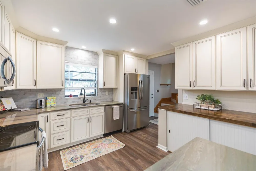 702 W BAY STREET #A Tampa, FL 33606