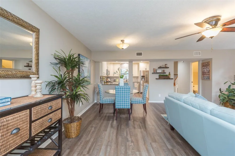 702 W BAY STREET #A Tampa, FL 33606