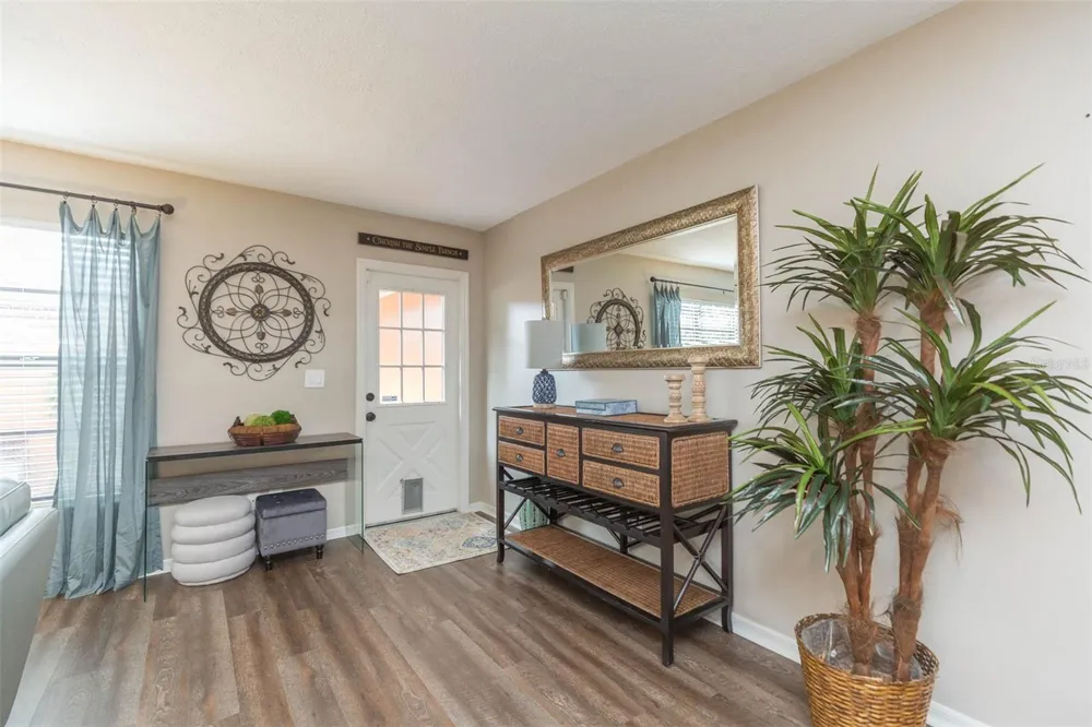 702 W BAY STREET #A Tampa, FL 33606
