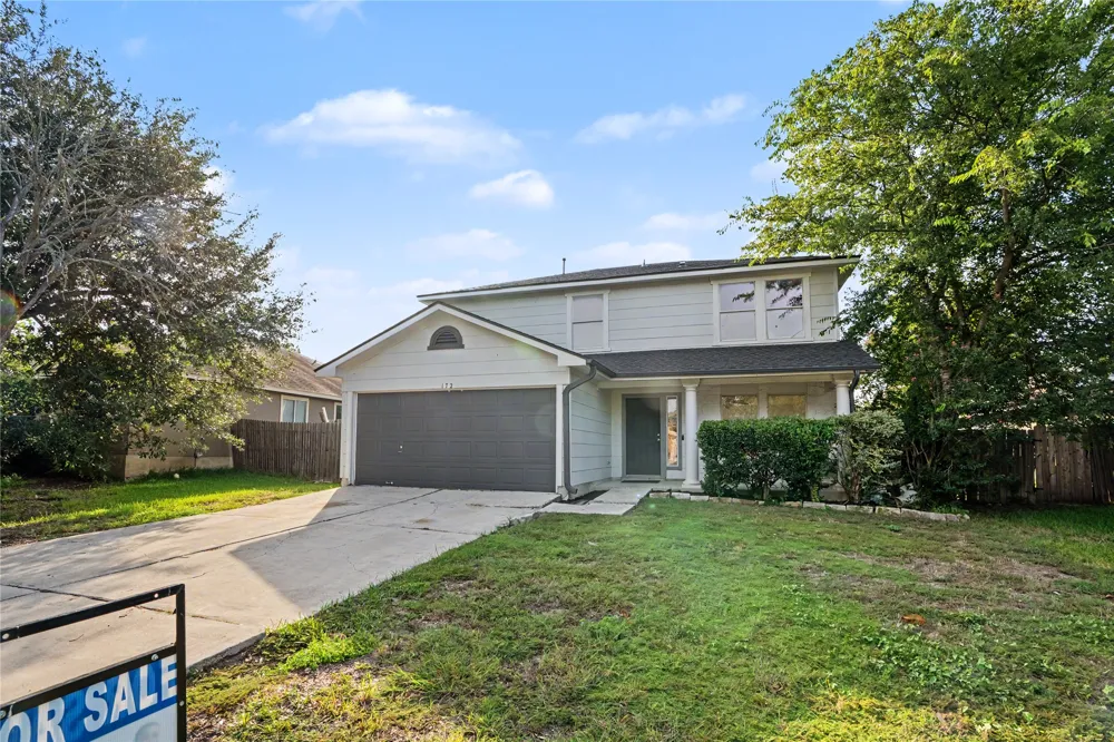 172 Discovery Kyle, TX 78640