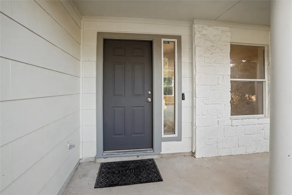 172 Discovery Kyle, TX 78640