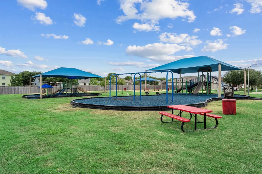 172 Discovery Kyle, TX 78640