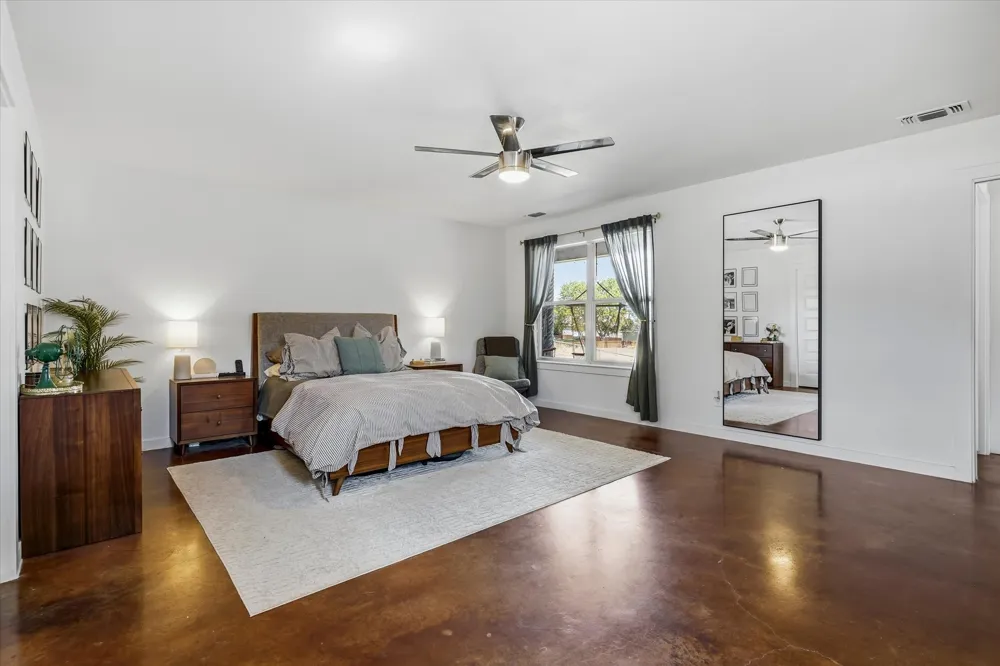 8252 Money Lane Fort Worth, TX 76126