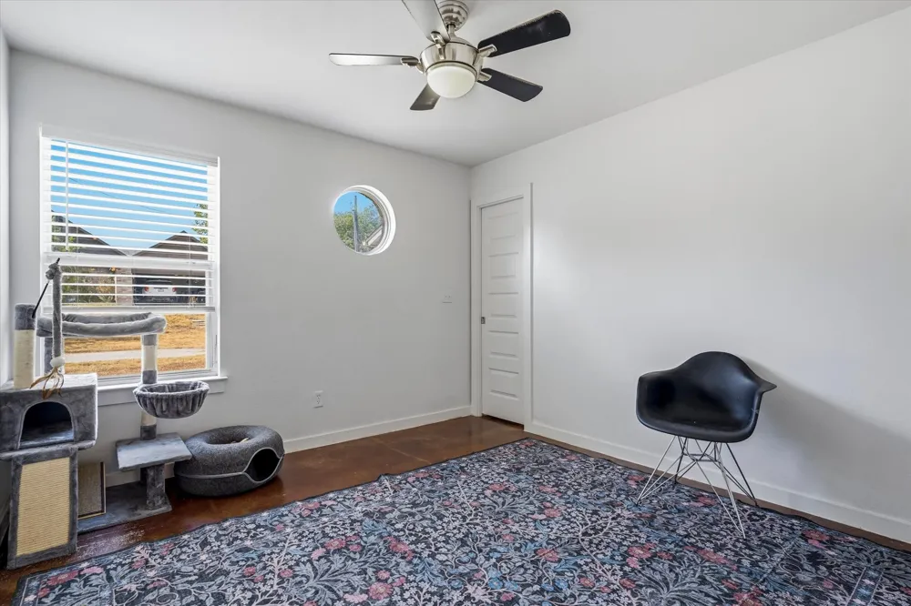 8252 Money Lane Fort Worth, TX 76126