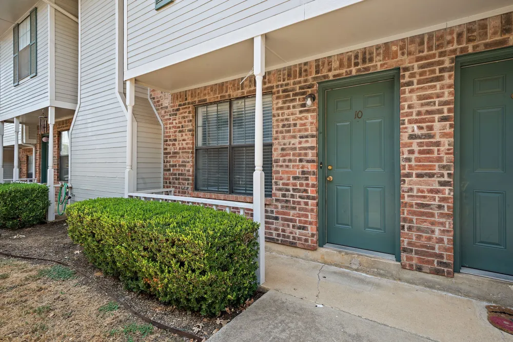 929 W Hickory Street #A10 Denton, TX 76201