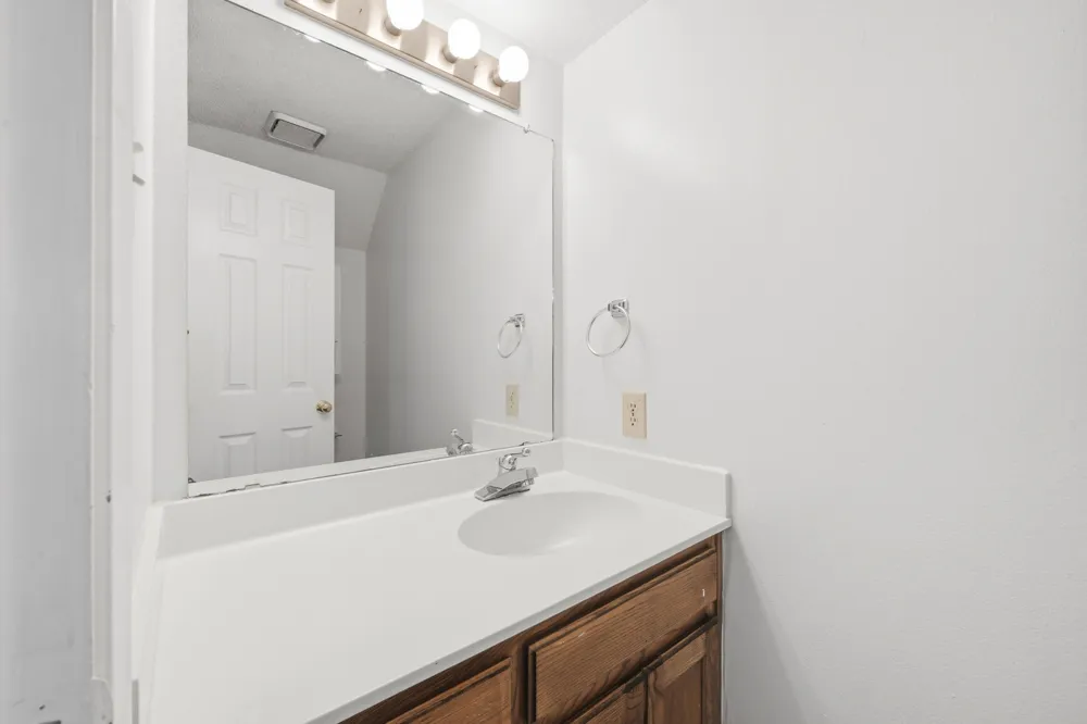 929 W Hickory Street #A10 Denton, TX 76201