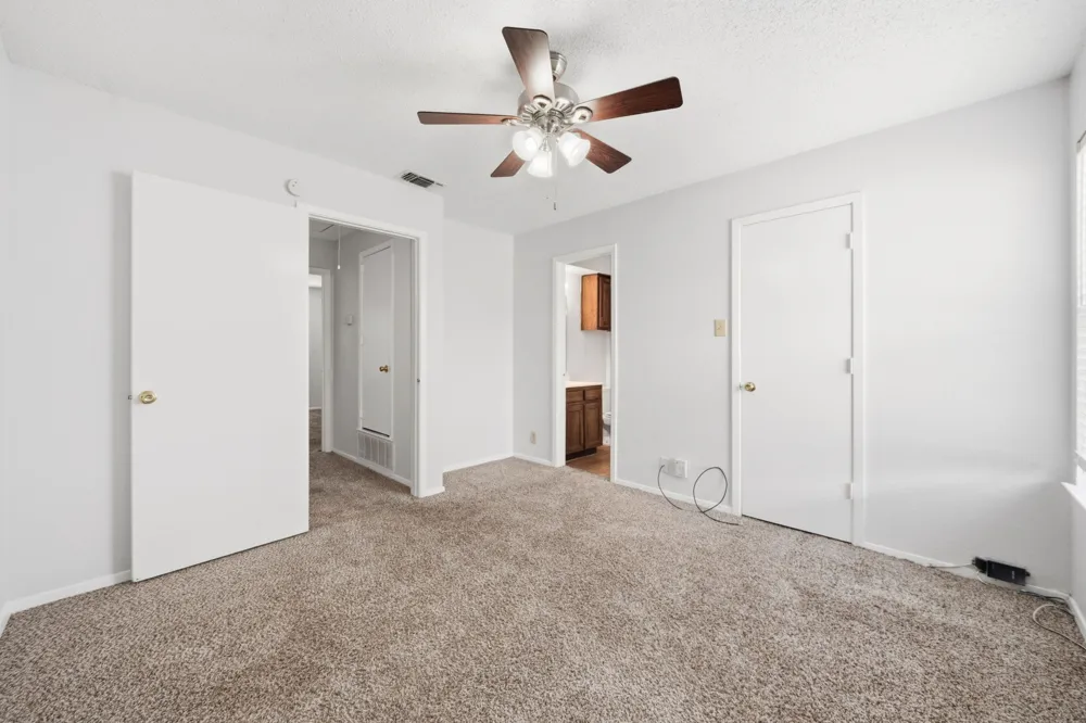 929 W Hickory Street #A10 Denton, TX 76201